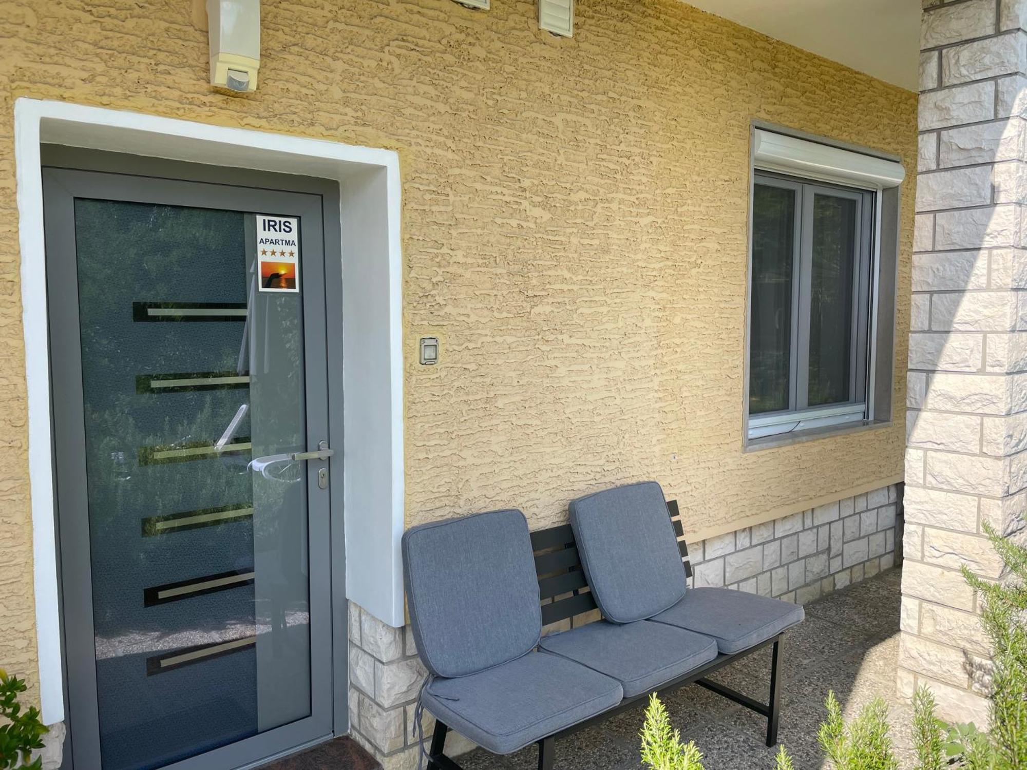Apartment Iris Порторож Екстериор снимка